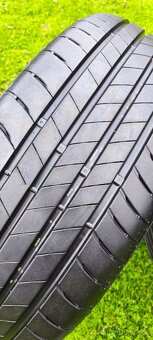 Bridgestone Turanza 235/55 R18 - 3