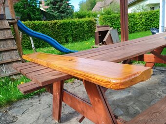 VNITŘNÍ PARAPETY Z MASÍVNÍ BOROVICE Vrchlabí - 3