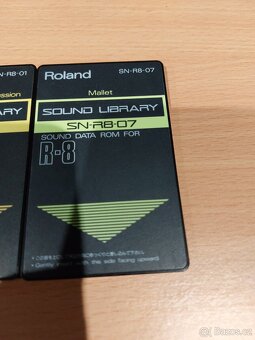 Roland R8  ROM karty - 3