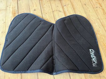 Podsedlová dečka Eskadron - 3