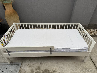 Dětská postýlka Ikea Gulliver + rošt, matrace, příslušenství - 3