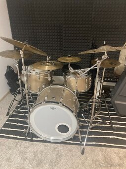 Remo Mastertouch USA - 3