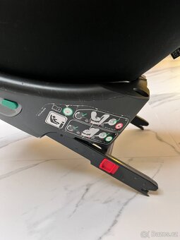 CYBEX Sirona Q i-Size Platinum Line - 3