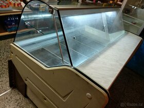 Chladící vitrína a přední zahlá skla - 3