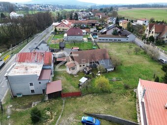 Prodej RD se dvěma čísly popisnými a stavebním pozemkem v Ma - 3