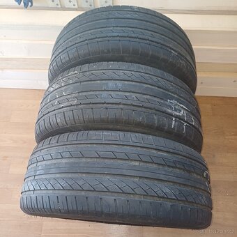235/55 R 17 - 3