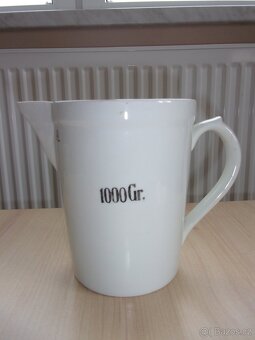 STARÁ PORCELÁNOVÁ ODMĚRKA - 1000 Gr. - 3