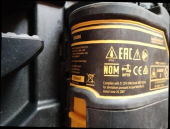 Laser křížový DW088CG DeWalt a DeWalt DE0892 Detektor - 3