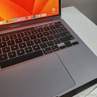 Macbook Pro 13inch M1, 2020 - 3