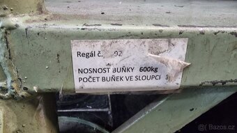 CELOKOVOVÉ REGÁLY - 3