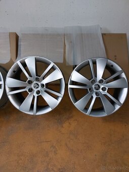 Škoda Alu kola ET 44 5×112 - 3