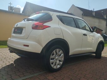 NISSAN JUKE 1,6 BENZÍN 86KW,PRVNÍ MAJITEL,NOVÁ STK - 3