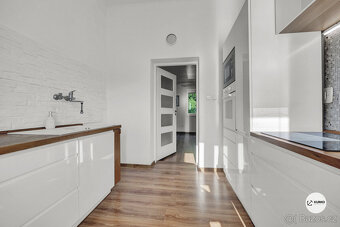 Bytová jednotka 3+KK, 65 m2 po rekonstrukci se zahradou v ob - 3