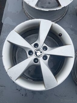 Alu kola originál Škoda Rapid 5x100 7x16 ET46 5JA 601 025 A - 3