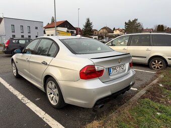 BMW E90 320i - 3