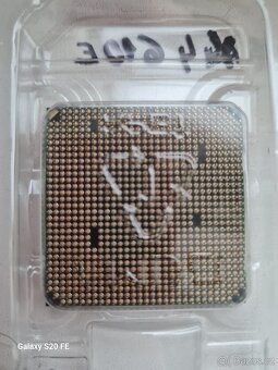 AMD Athlon II X4 610e - 3