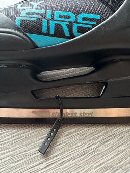 Lední brusle Firefly Phoenix III vel. 42 - 3