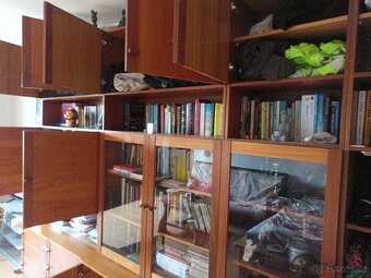 Kvalitní masivní obývací stěna - 3