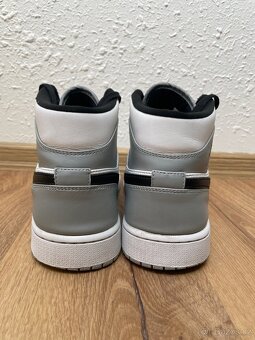 Nike Jordan šedé 45 - 3