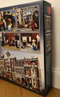 LEGO 10218 Pet Shop - 3