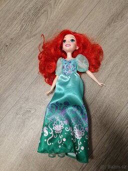 Panenka Barbie Ariel - 3