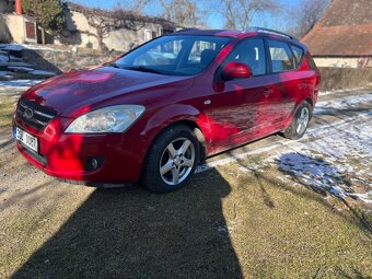 Kia Ceed kombi 1.6 nafta - 3