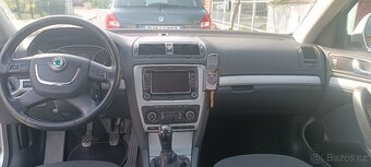 Škoda Octavia Combi III 2,0 TDI Elegance - 3