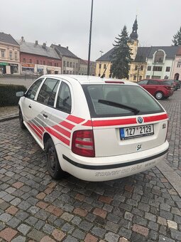 Skoda fabia 1.4 55kw combi - 3