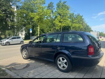 Škoda Octavia combi 2.0i - 3