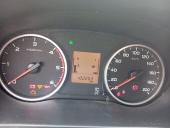 Mitsubishi L200 102000km - 3