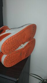 Air Jordan 1 MID SE ELECTRO METALIC oranžové vel.44,5 - 3