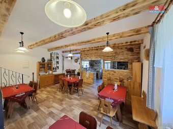 Prodej rodinného domu, 217 m², Benešov nad Černou - 3
