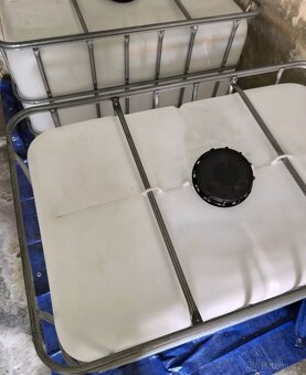 Nádrž na vodu IBC kontejner 600l "gitterbox" - 3
