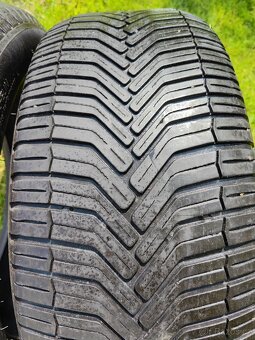 2 celoroční pneumatiky Michelin 235/55/19 - 3