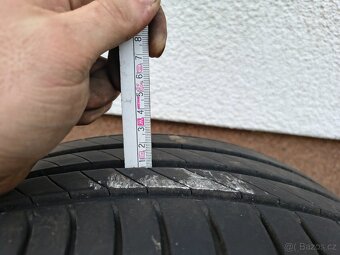 Pneu 205/55 R16 - 3