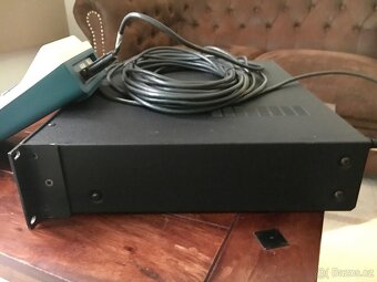 Lexicon 300 L s dálkovým ovládáním Larc Remote ve špičkovém - 3