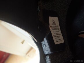 Prodám dámskou vodáckou přilbu Bern Lenox - 3
