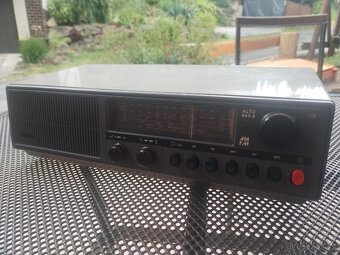 Stolní rádio - 3