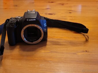 Canon EOS 250D + 18-55mm objektiv + příslušenství - 3