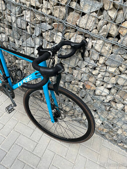 Silniční kolo Cube - 3