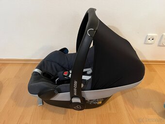 Autosedačka Maxi-Cosi Pebble Pro i-Size + základna 3wayfix - 3