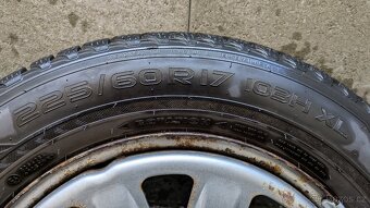 Sada zimních pneu Nokian 225/60 R17 103H XL na discích - 3