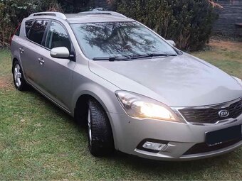 Kia Ceed 2012, 1.6 benzín - 3