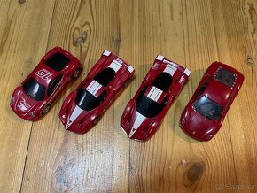 Set autíček Ferrari - hračky - 3