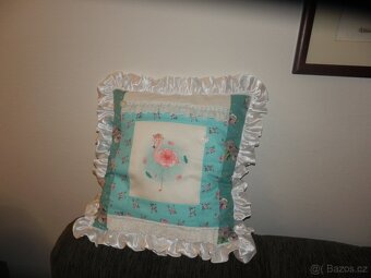 polštářek Plameňák - nové - 3