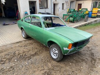 Opel Kadett C coupe - 3