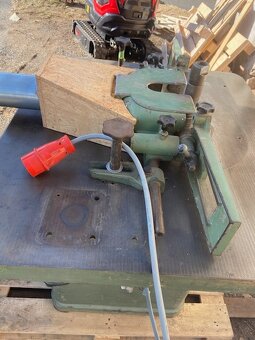 Kamro - spodní frézka - 3