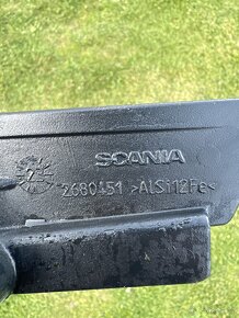 Madlo pod čelní okno Scania NTG P G R S - 3