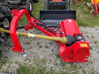 Příkopový / svahový kladívkový mulčovač BELS100 za traktor - 3