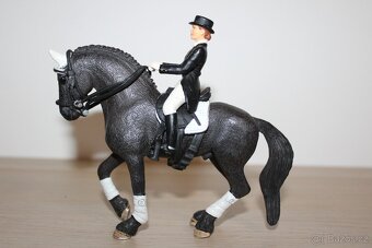 Jezdkyně na koních Schleich - 3